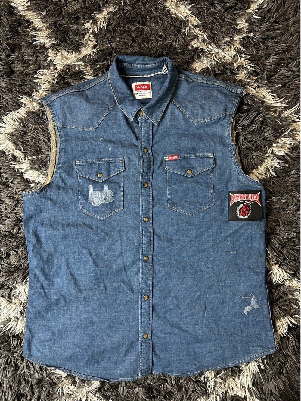 Wrangler Denim Vest Mens XL Cutoff Sleeveless Pearl Snap Metallica Lamb Tag